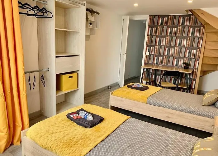 Maison 3 Chambres - 600M Metro Marbrerie - Lille