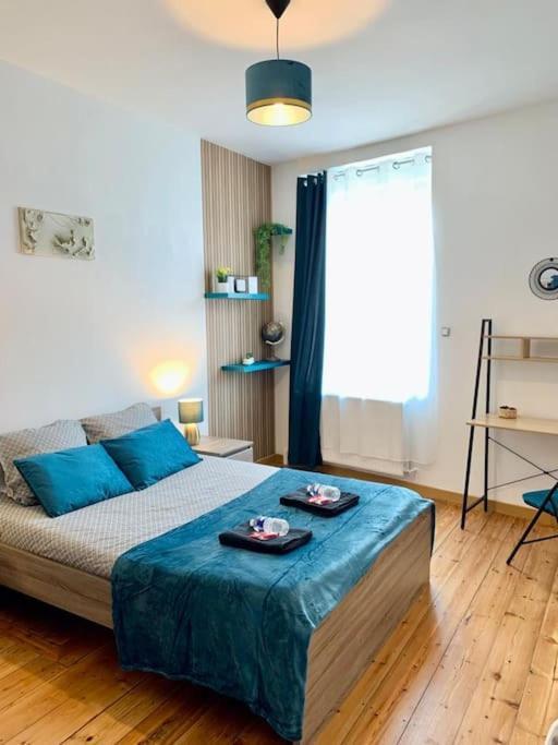 Holiday home Maison 3 - 600m Metro Marbrerie - Lille *