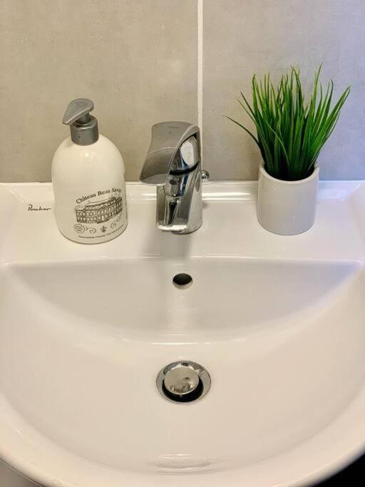 Maison 3 - 600m Metro Marbrerie - Lille Holiday home Mons-en-Baroeul